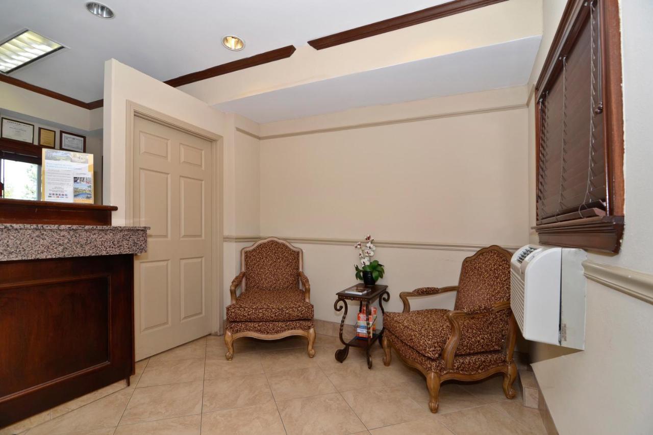 Siegel Select Bartlett Hotel Екстериор снимка